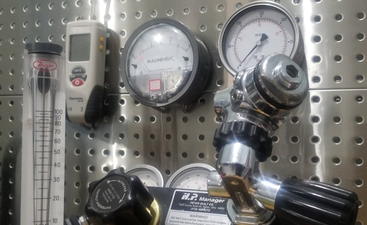 Dive repair instruments for the service of scuba equipment